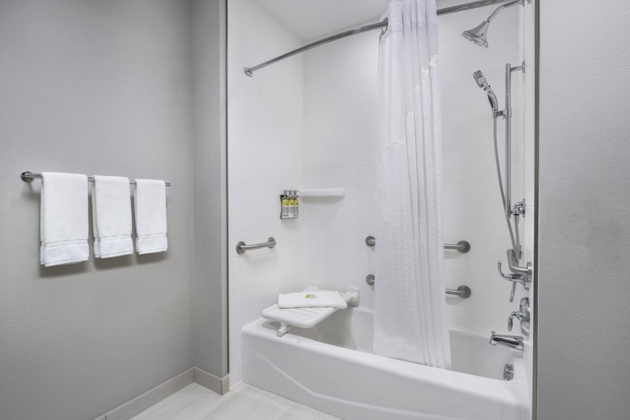 Holiday Inn Express & Suites - Odessa I-20 By Ihg Buitenkant foto