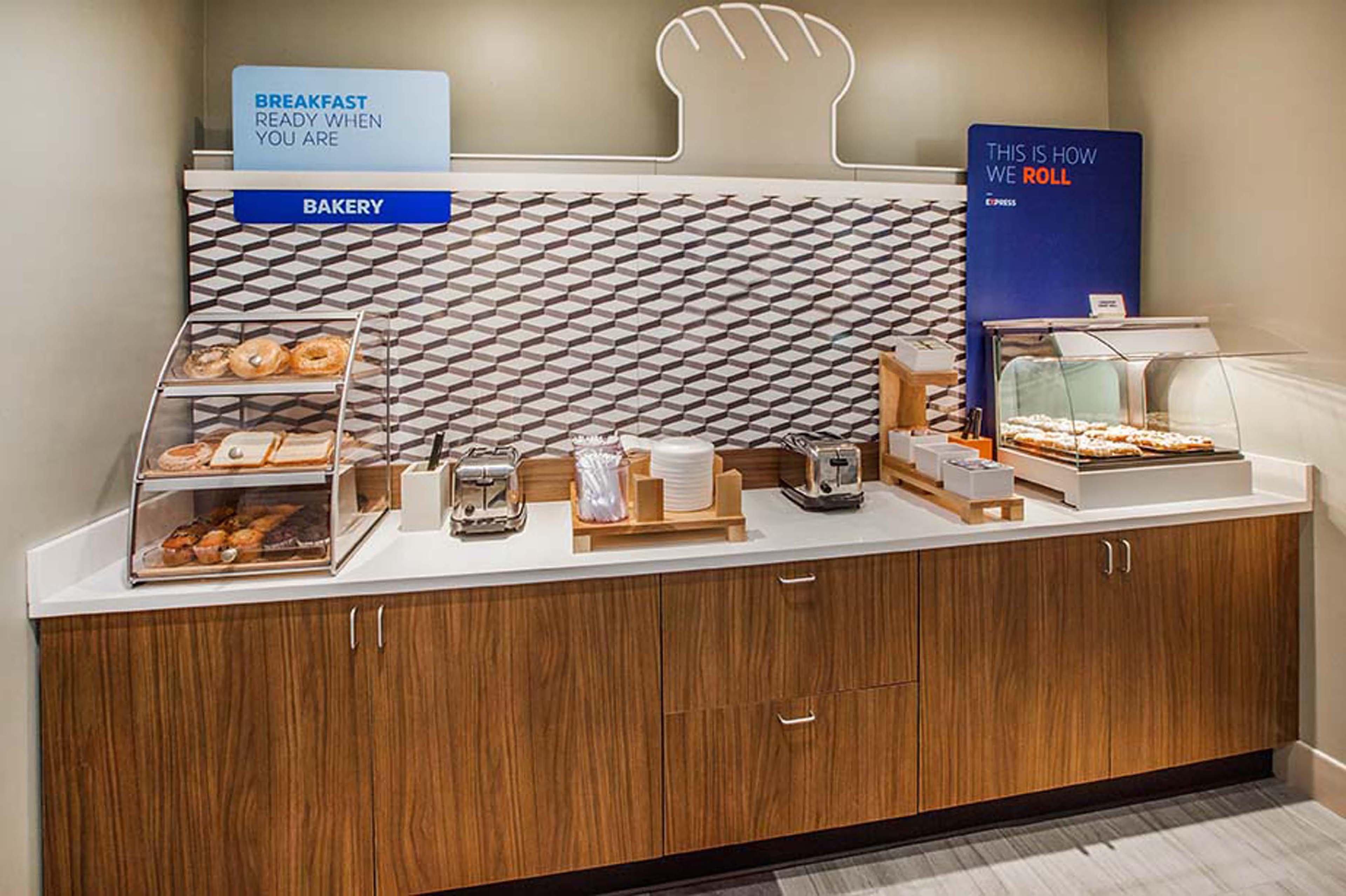 Holiday Inn Express & Suites - Odessa I-20 By Ihg Buitenkant foto