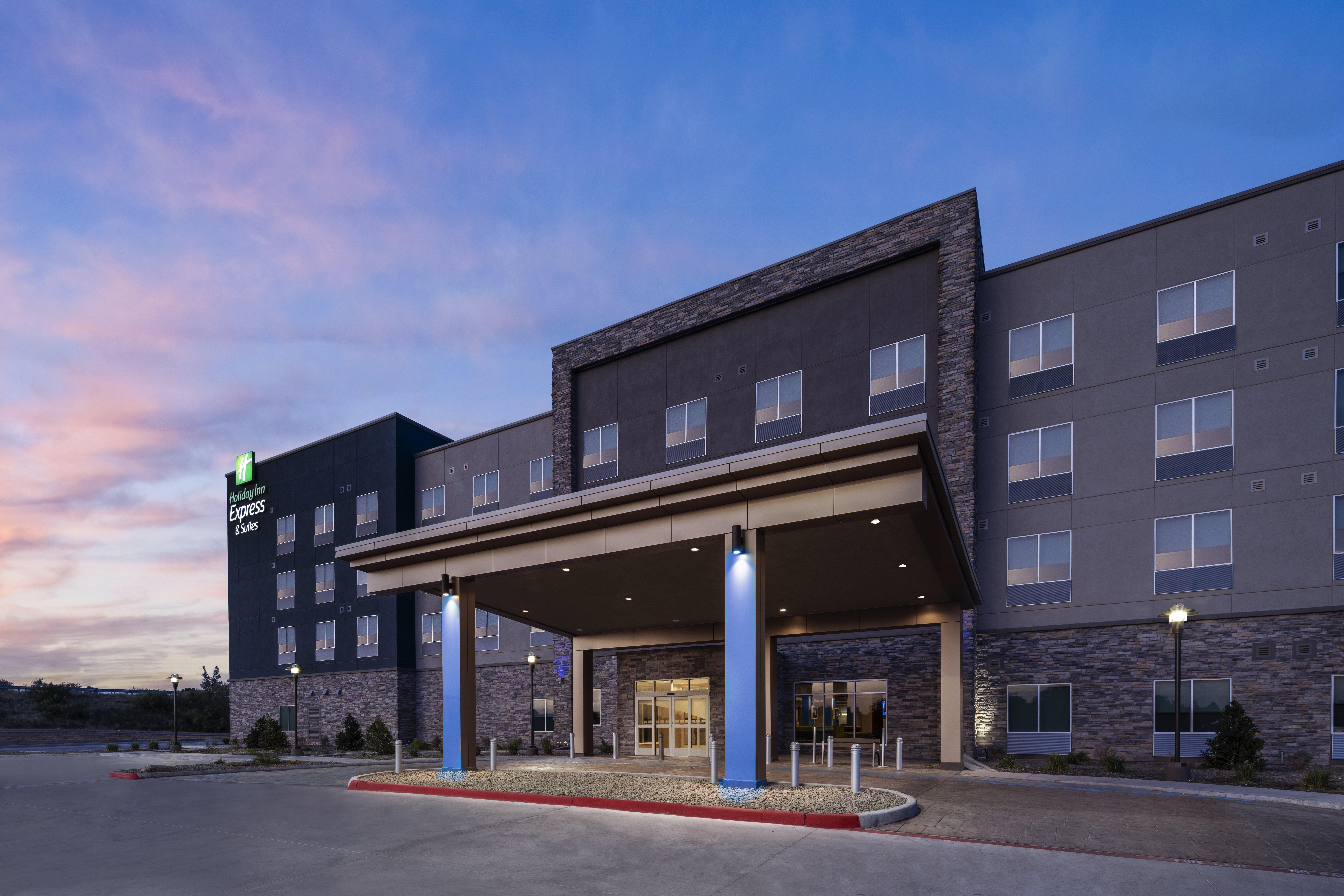Holiday Inn Express & Suites - Odessa I-20 By Ihg Buitenkant foto